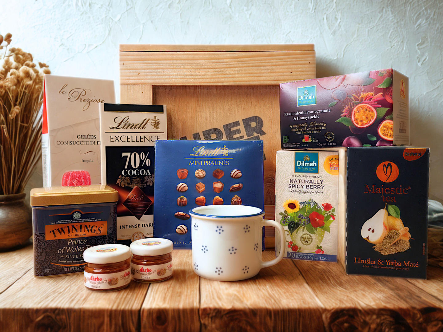 Luxusní dárková bedna pro milovníky čaje a sladkostí